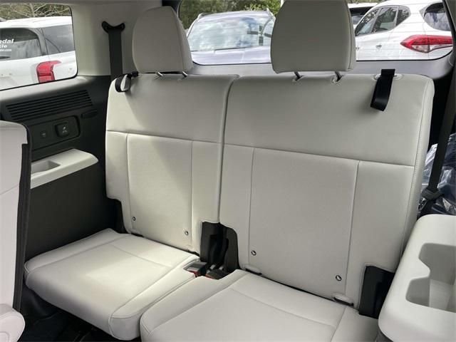 new 2025 Hyundai Santa Fe car, priced at $51,280