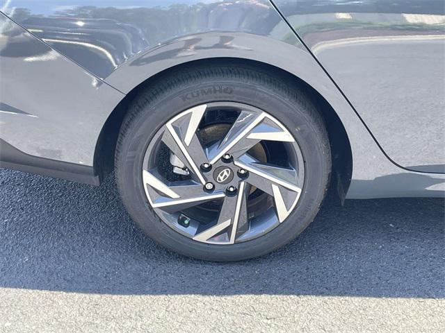 used 2025 Hyundai Elantra car, priced at $22,900