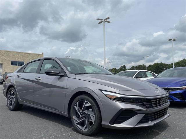 new 2025 Hyundai Elantra car, priced at $25,070
