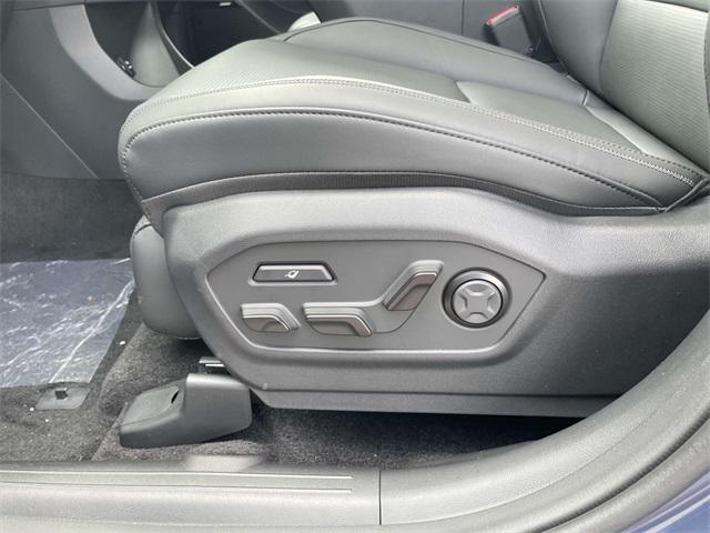 new 2025 Hyundai SANTA FE HEV car, priced at $52,409