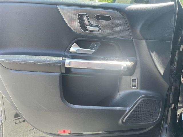 used 2021 Mercedes-Benz GLB 250 car, priced at $28,900