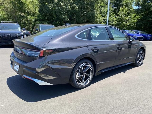 new 2024 Hyundai Sonata car, priced at $32,265