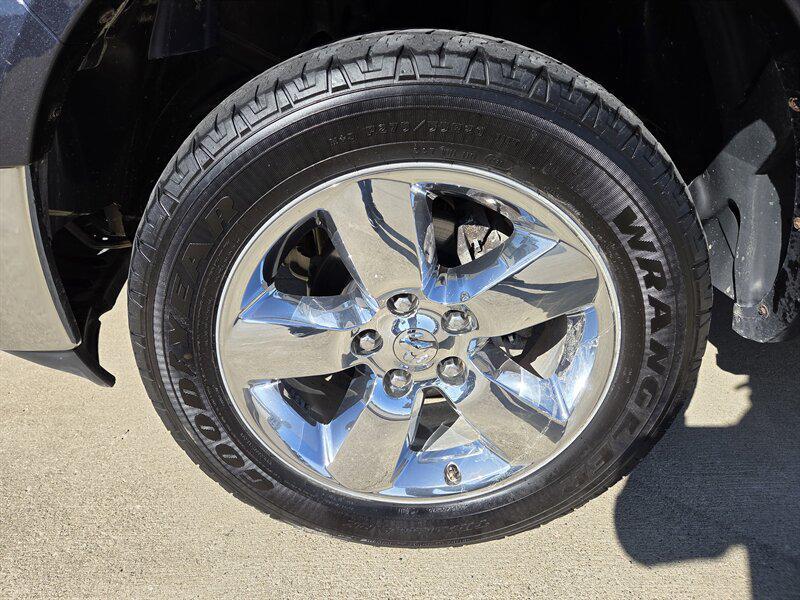 used 2015 Ram 1500 car, priced at $17,995