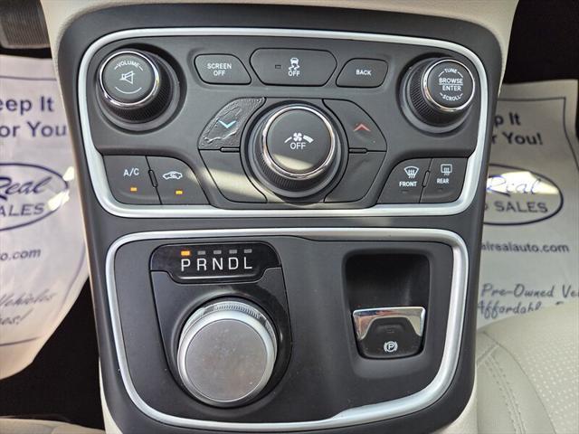 used 2016 Chrysler 200 car, priced at $10,995