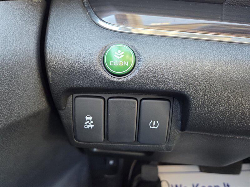 used 2015 Honda CR-V car, priced at $16,995