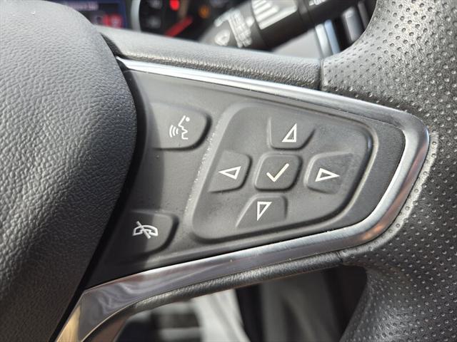 used 2022 Chevrolet Equinox car, priced at $17,995