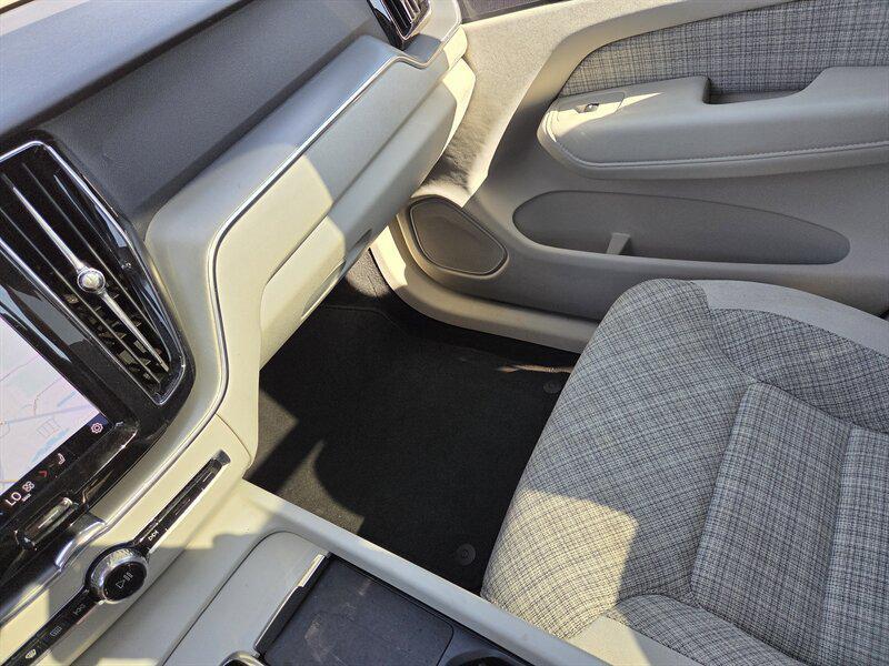 used 2022 Volvo XC60 car, priced at $27,500