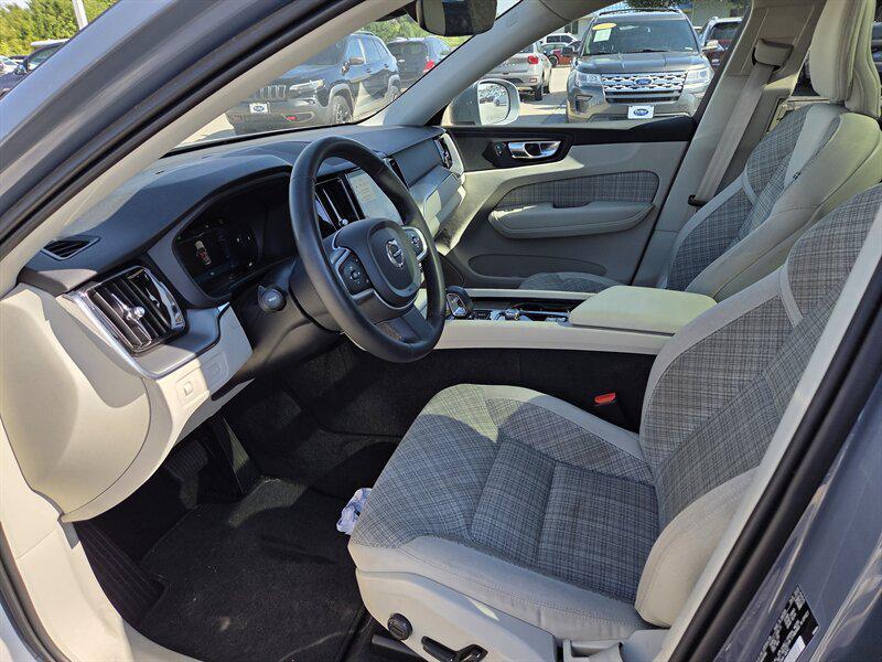 used 2022 Volvo XC60 car, priced at $27,500