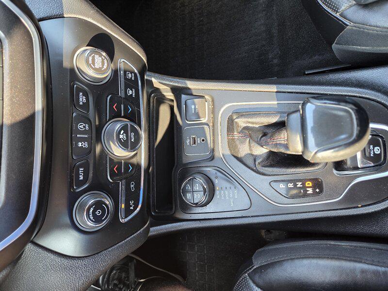 used 2019 Jeep Cherokee car, priced at $17,995