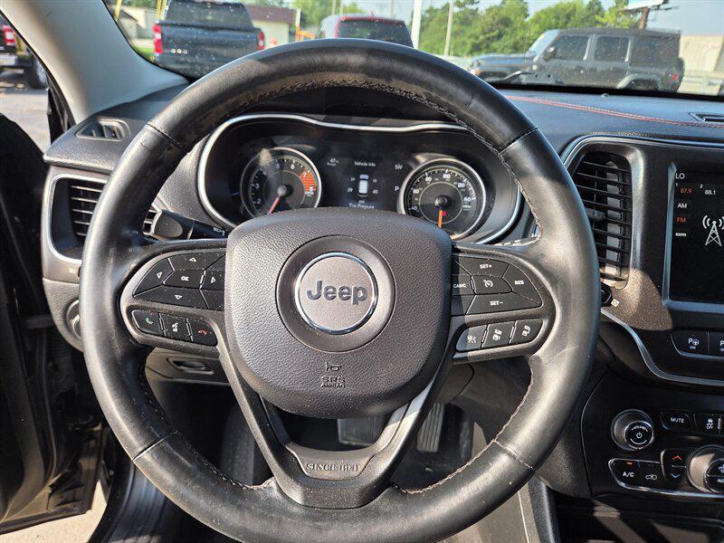 used 2019 Jeep Cherokee car, priced at $17,995