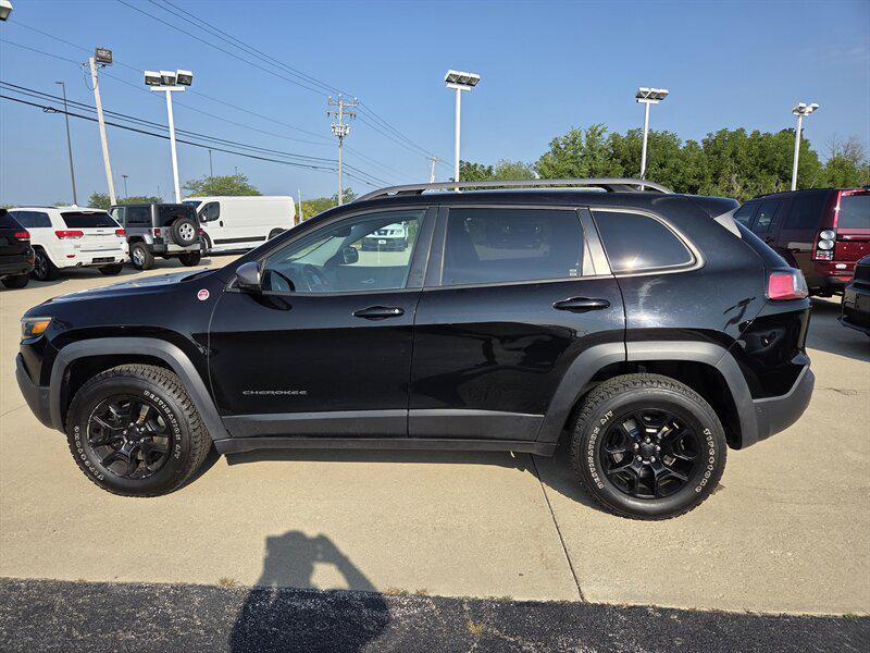 used 2019 Jeep Cherokee car, priced at $17,995