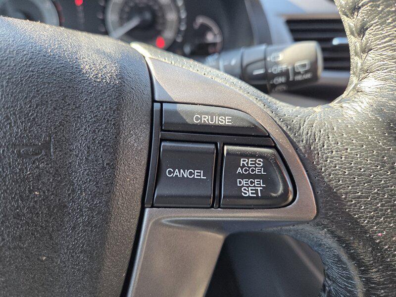 used 2014 Honda Odyssey car, priced at $13,995