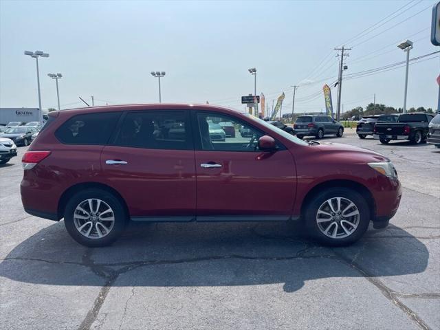 used 2014 Nissan Pathfinder car, priced at $8,995