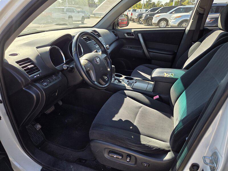 used 2008 Toyota Highlander car, priced at $7,995