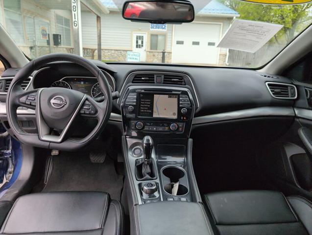 used 2023 Nissan Maxima car, priced at $24,995