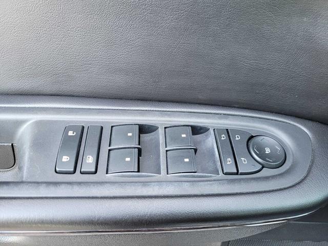used 2015 Chevrolet Traverse car, priced at $12,995