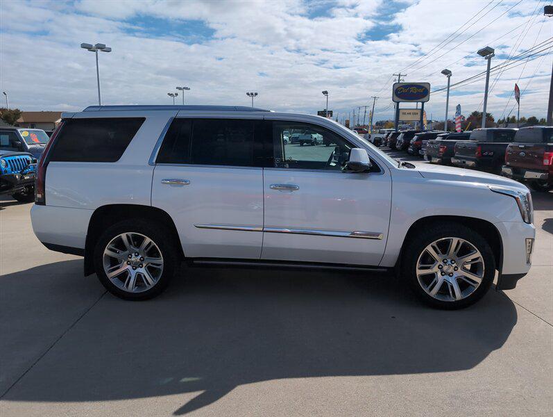 used 2016 Cadillac Escalade car, priced at $24,995