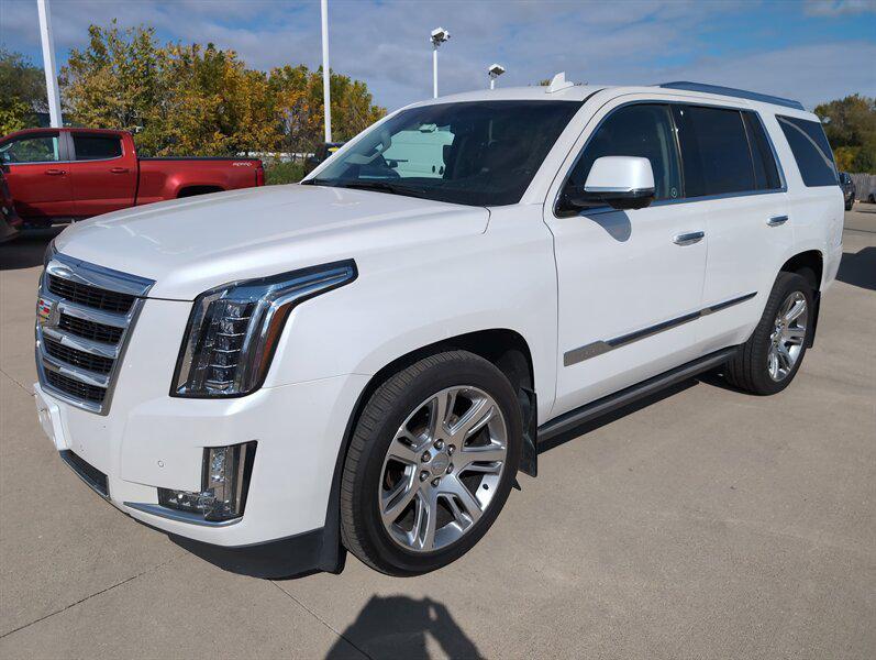 used 2016 Cadillac Escalade car, priced at $24,995