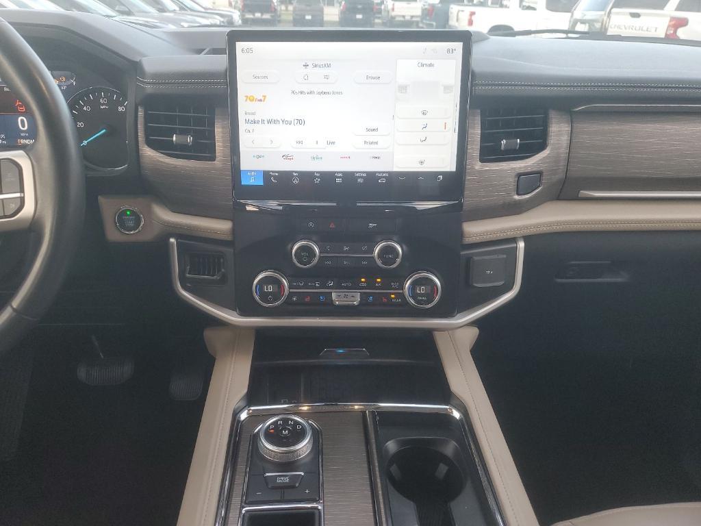 used 2024 Ford Expedition car, priced at $51,408