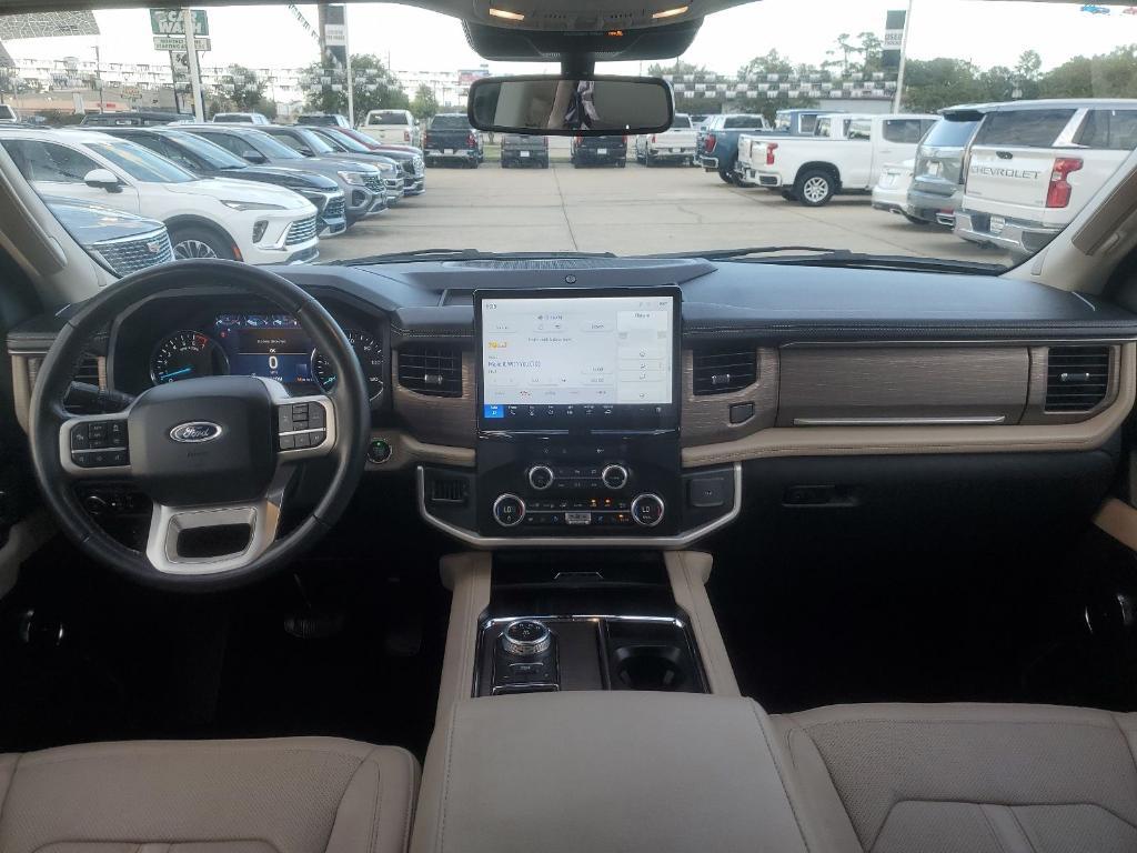 used 2024 Ford Expedition car, priced at $51,408