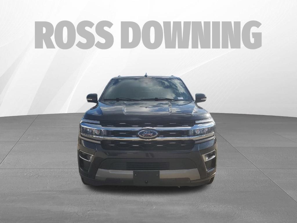 used 2024 Ford Expedition car, priced at $47,932