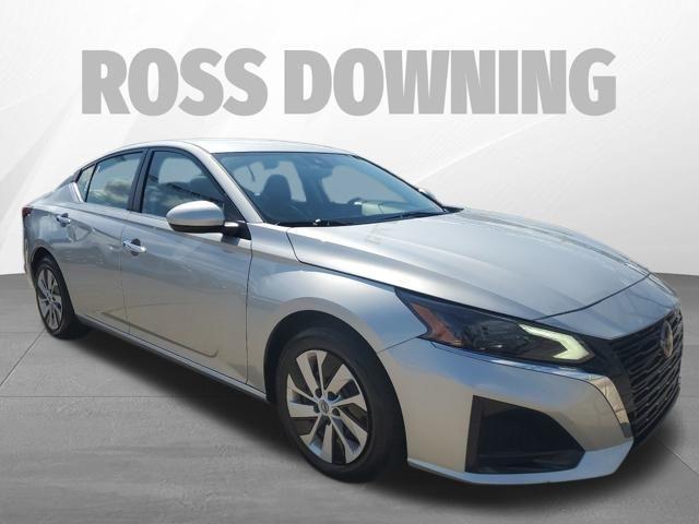 used 2023 Nissan Altima car, priced at $20,277
