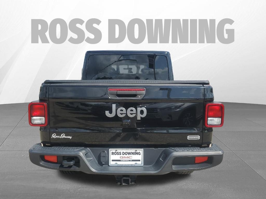 used 2021 Jeep Gladiator car, priced at $30,994