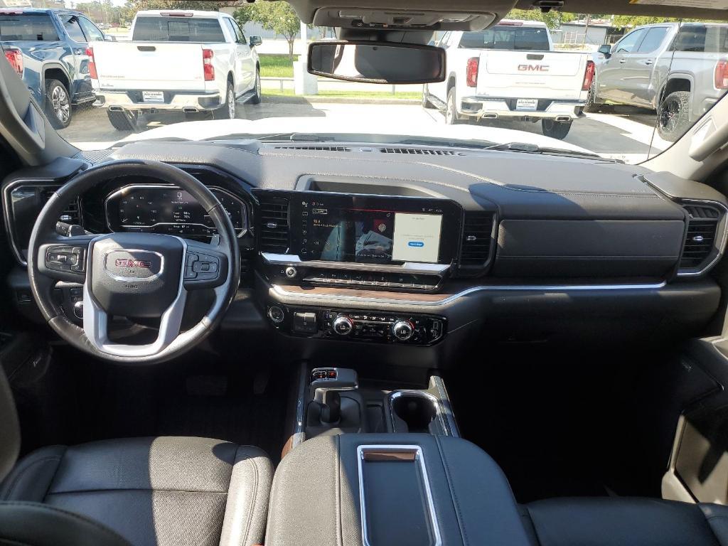 used 2022 GMC Sierra 1500 car, priced at $34,762