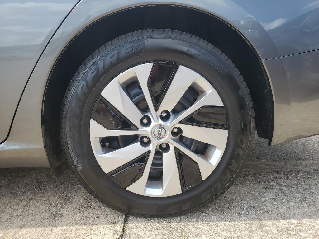 used 2023 Nissan Altima car, priced at $18,735