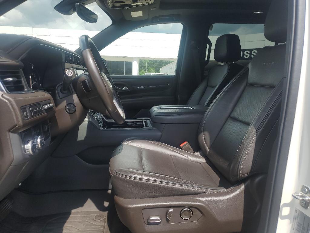 used 2021 GMC Yukon XL car, priced at $42,292