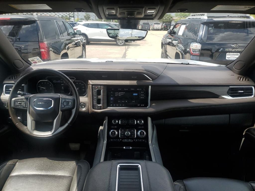 used 2021 GMC Yukon XL car, priced at $42,292