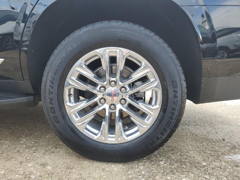 used 2024 GMC Yukon car, priced at $53,959