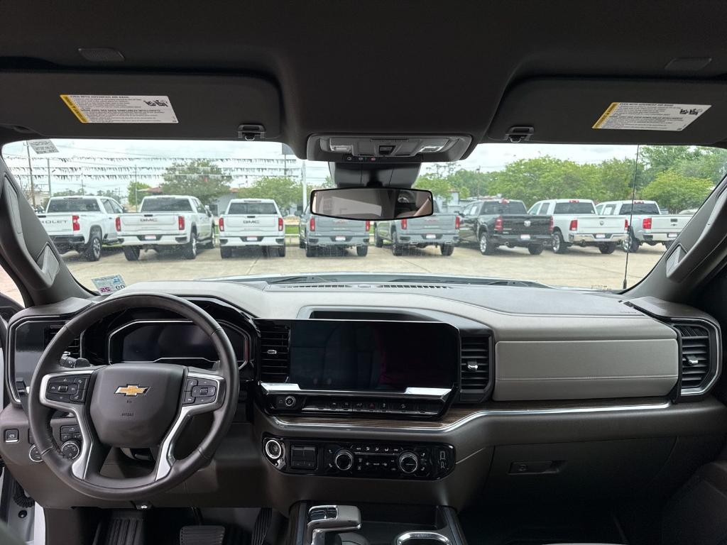 used 2024 Chevrolet Silverado 1500 car, priced at $46,732