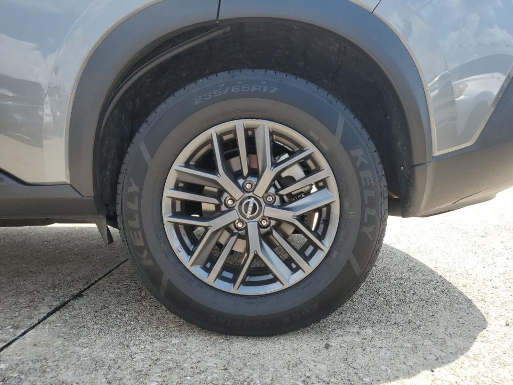 used 2023 Nissan Rogue car, priced at $21,368