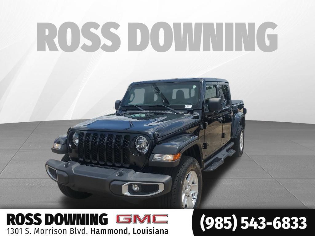 used 2022 Jeep Gladiator car, priced at $25,977