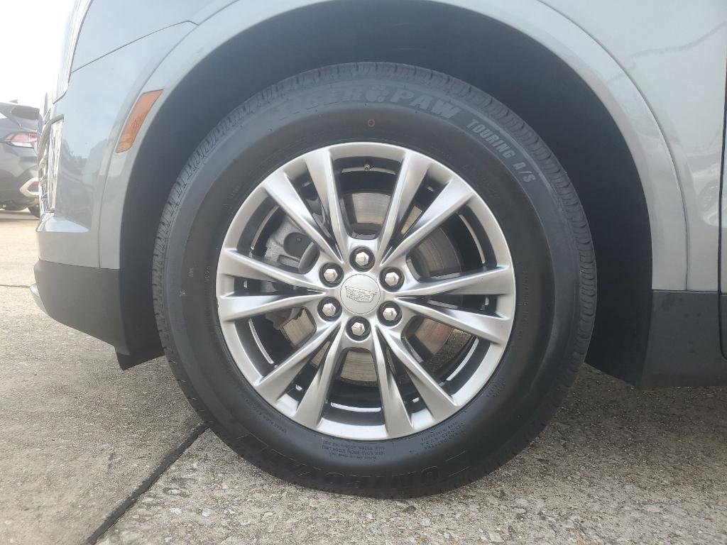 used 2023 Cadillac XT5 car, priced at $28,910