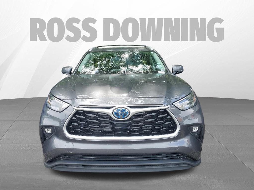 used 2023 Toyota Highlander Hybrid car, priced at $39,981