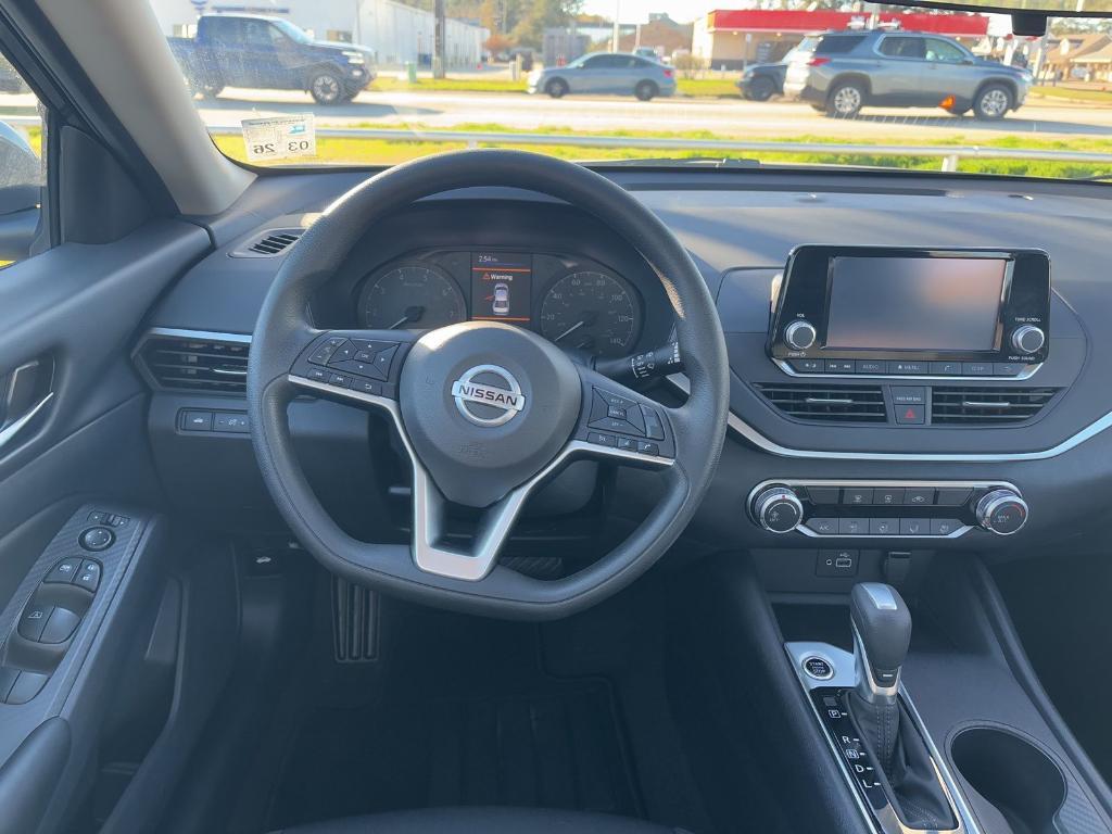 used 2022 Nissan Altima car, priced at $20,712