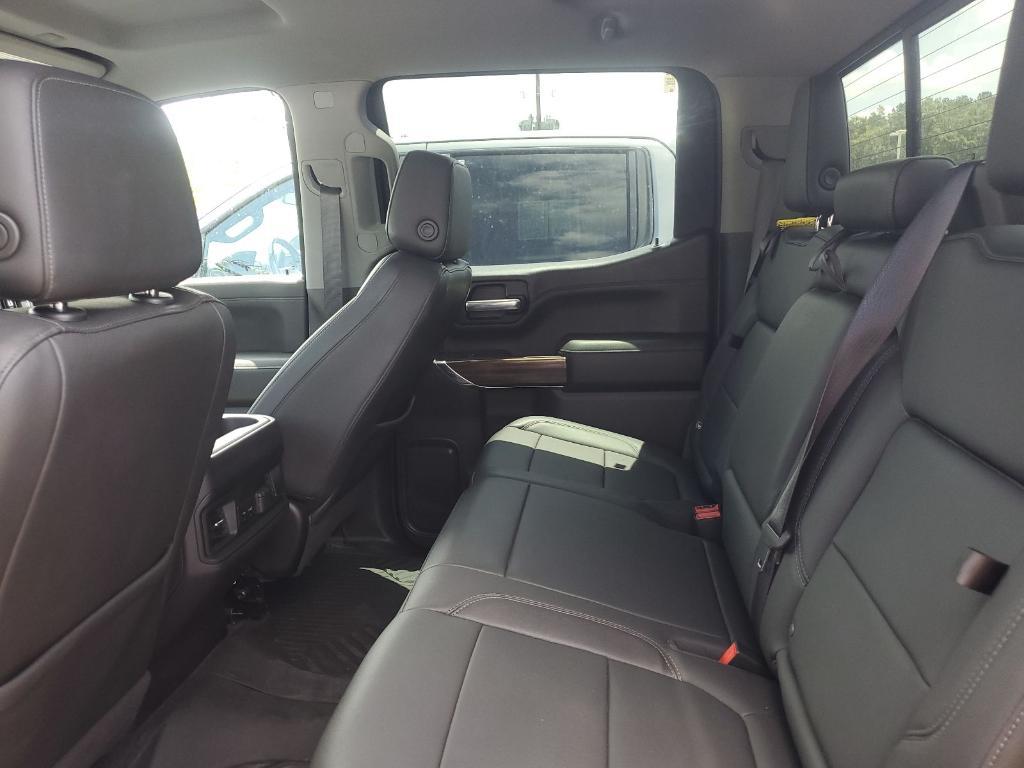 used 2021 Chevrolet Silverado 1500 car, priced at $39,181