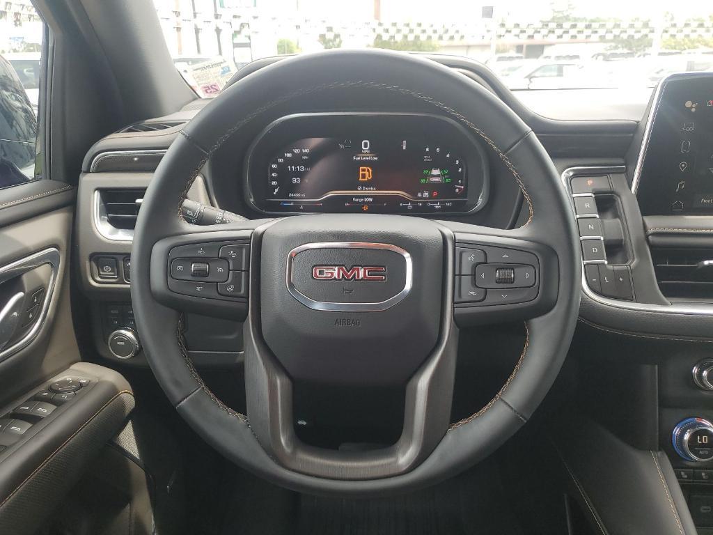 used 2023 GMC Yukon XL car, priced at $67,453