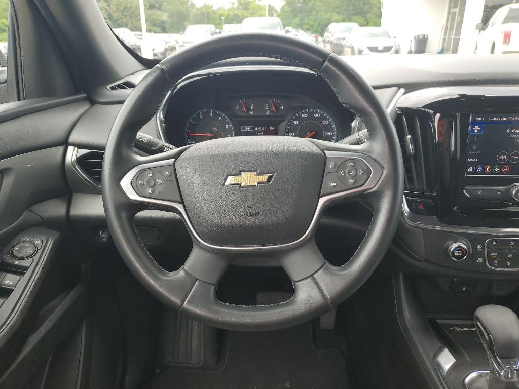 used 2023 Chevrolet Traverse car, priced at $28,432