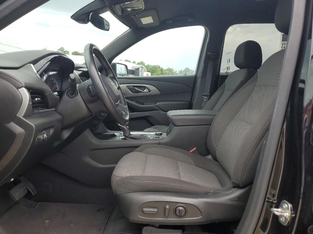 used 2023 Chevrolet Traverse car, priced at $28,432