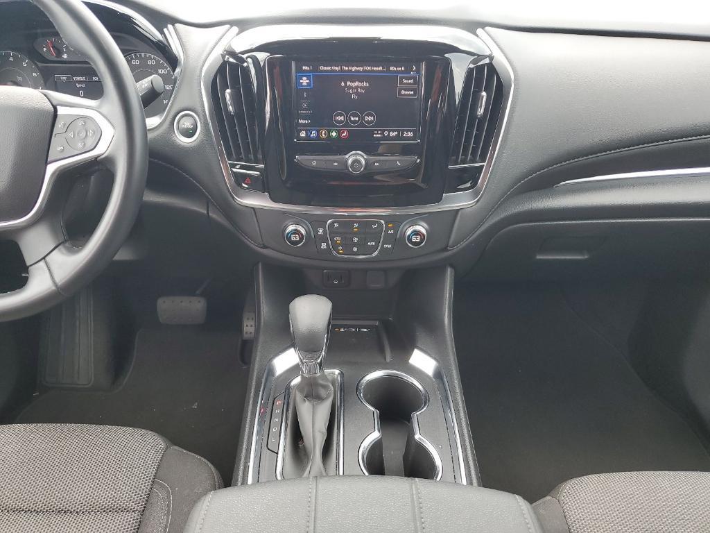 used 2023 Chevrolet Traverse car, priced at $28,432