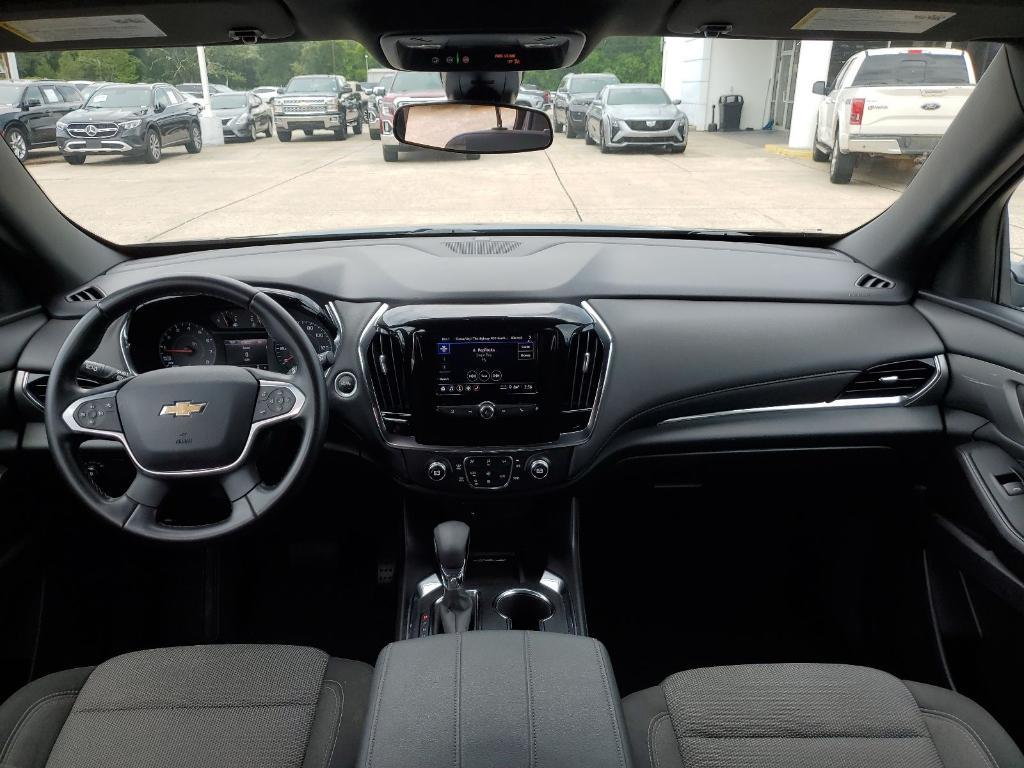 used 2023 Chevrolet Traverse car, priced at $28,432