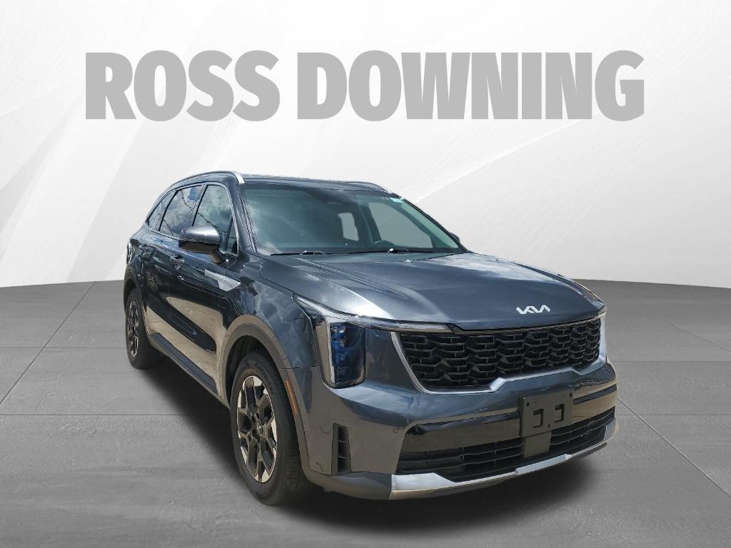 used 2024 Kia Sorento car, priced at $28,889