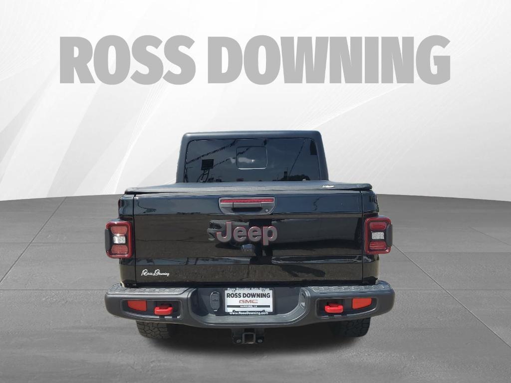 used 2022 Jeep Gladiator car, priced at $37,604
