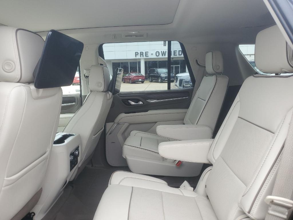 used 2021 GMC Yukon car, priced at $46,853