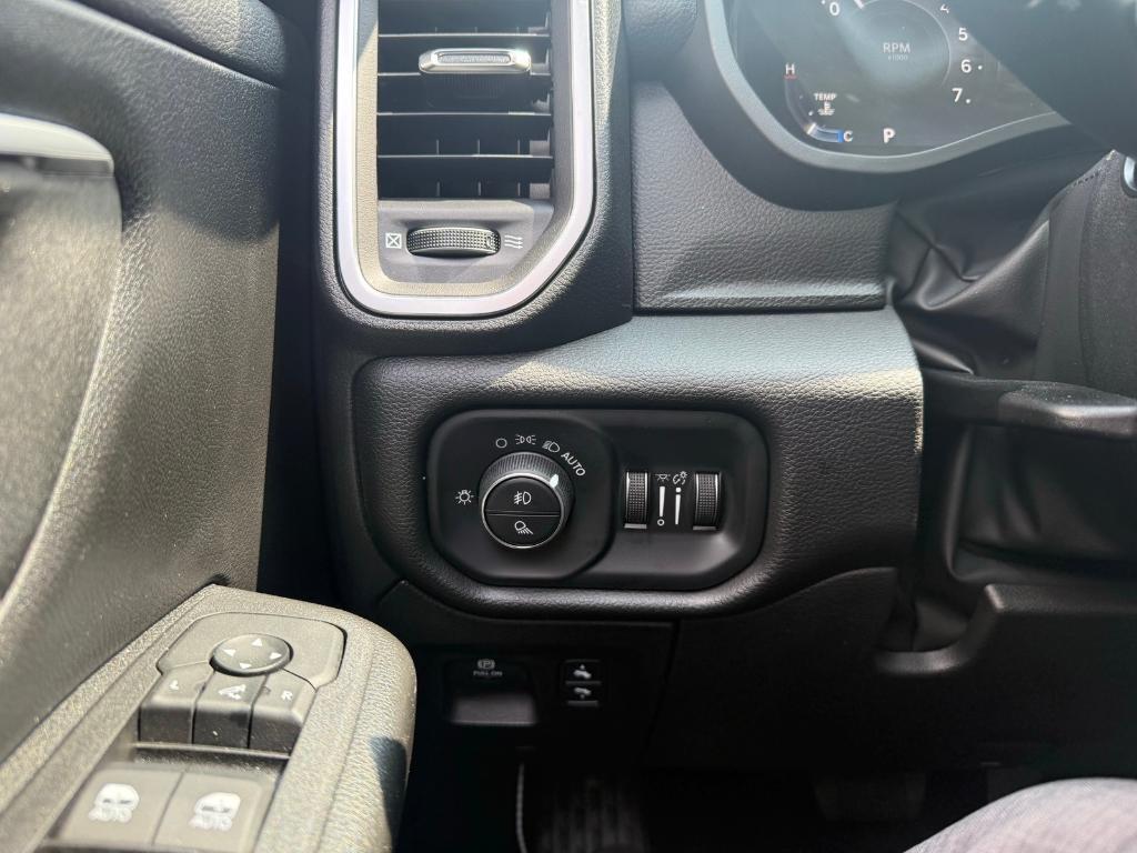 new 2025 Ram 1500 car, priced at $60,655