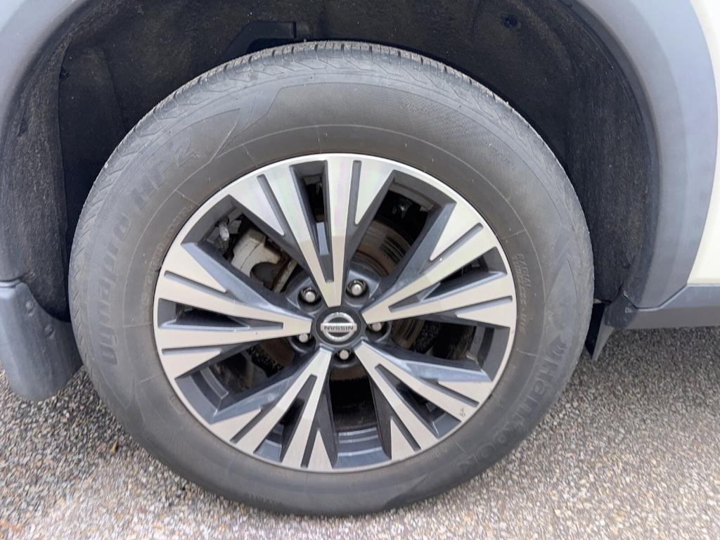 used 2021 Nissan Rogue car, priced at $21,998
