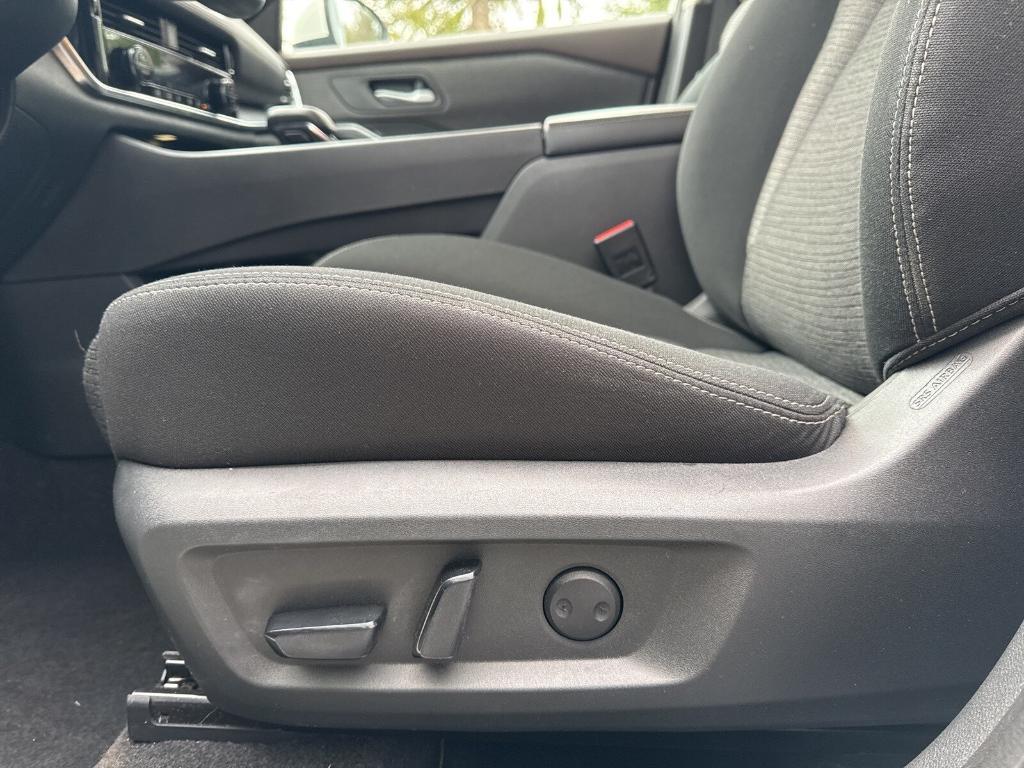 used 2021 Nissan Rogue car, priced at $21,998